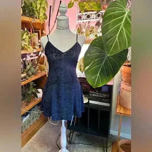 Vintage VICTORIAS SECRET soft navy blue teddy sz small